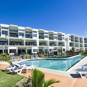 https://beachside-magnetic-harbour-apartments.queenslandhotels.net